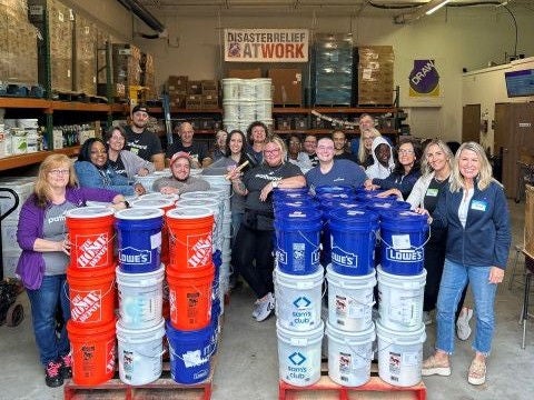 Pathward team volunteers at DRAW
